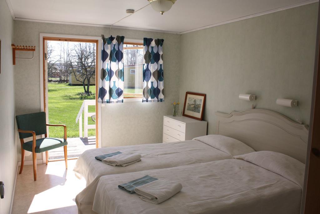 Gula Honan Guest House Ronehamn Room photo