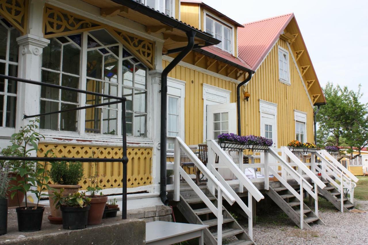 Gula Honan Guest House Ronehamn Exterior photo